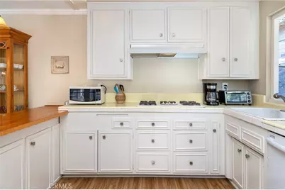 7055 Middlesbury Ridge Circle, West Hills, CA 91307 - Photo 10