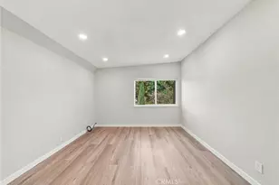 27175 Rio Garza, Valencia, CA 91354 - Photo 20