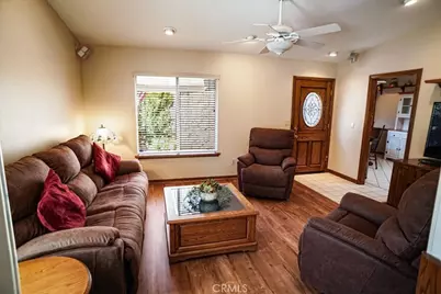 25628 Alicante, Valencia, CA 91355 - Photo 4