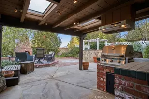 25628 Alicante, Valencia, CA 91355 - Photo 22