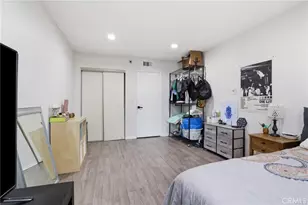 18530 Hatteras St, Tarzana, CA 91356 - Photo 16