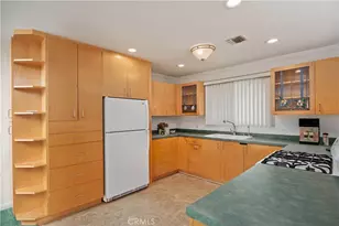 12546 Middlecoff Pl, Granada Hills, CA 91344 - Photo 32