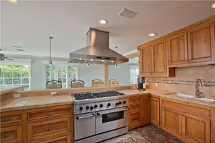 12546 Middlecoff Pl, Granada Hills, CA 91344 - Photo 16