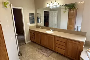 15455 Glenoaks, Sylmar, CA 91342 - Photo 24