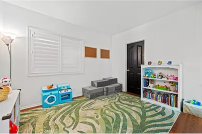 29342 Hidden Oak, Canyon Country, CA 91387 - Photo 12