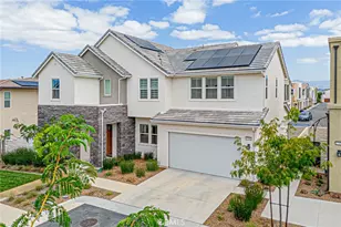 27009 California Ct, Valencia, CA 91381 - Photo 34