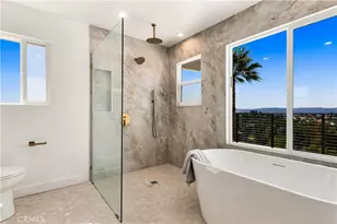 20967 Bandera St, Woodland Hills, CA 91364 - Photo 32