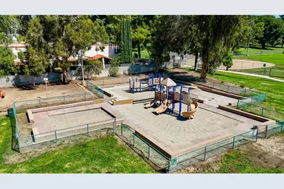 10002 Unit C Reseda Boulevard, Northridge, CA 91324 - Photo 50