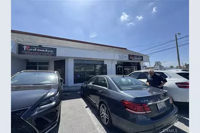 7950 Laurel Canyon Boulevard #B, North Hollywood, CA 91605 - Photo 8