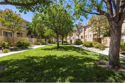25731 Perlman Place #D, Stevenson Ranch, CA 91381 - Photo 2