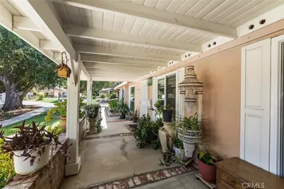 19229 Avenue Of The Oaks #A, Newhall, CA 91321 - Photo 4