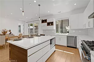 17812 Bromley Ct, Encino, CA 91316 - Photo 10