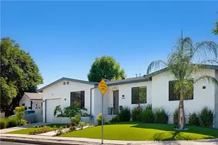 17812 Bromley Ct, Encino, CA 91316 - Photo 2