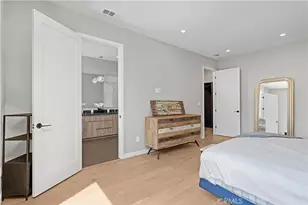 17812 Bromley Ct, Encino, CA 91316 - Photo 14