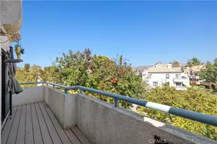 18102 Erik Ct, Canyon Country, CA 91387 - Photo 36