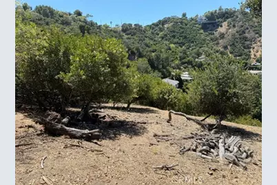12937 Mulholland Drive, Sherman Oaks, CA 91423 - Photo 1