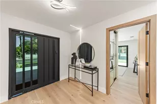 22850 Margarita, Woodland Hills, CA 91364 - Photo 12