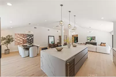 22850 Margarita, Woodland Hills, CA 91364 - Photo 26