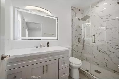 9927 Independence Avenue #C, Chatsworth, CA 91311 - Photo 16
