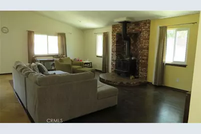 1208 W Lancaster, Lancaster, CA 93534 - Photo 2