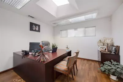 635 W Foothill, Monrovia, CA 91016 - Photo 32