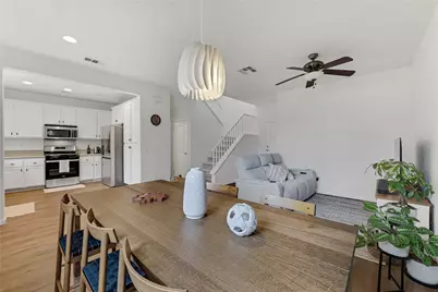 28024 Catherine, Canyon Country, CA 91351 - Photo 8