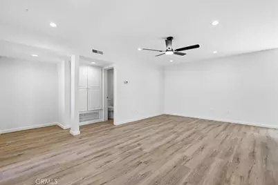 10445 Larwin Unit 3 #3, Chatsworth, CA 91311 - Photo 6