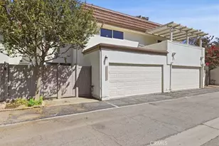 10445 Larwin Unit 3, Chatsworth, CA 91311 - Photo 32