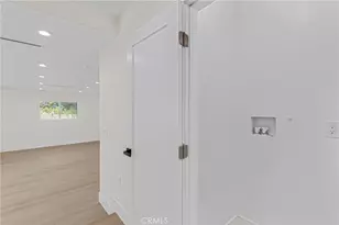 6341 Ranchito, Van Nuys, CA 91401 - Photo 22