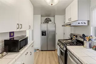 2905 W Chandler Blvd, Burbank, CA 91505 - Photo 10