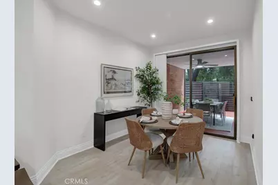 4792 Park Encino Lane #102, Encino, CA 91436 - Photo 8