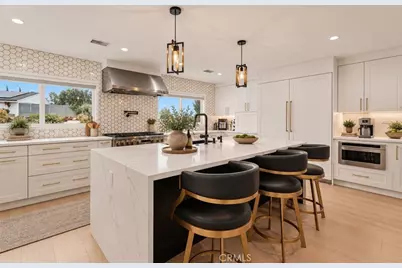 5931 Maury Avenue, Woodland Hills, CA 91367 - Photo 2