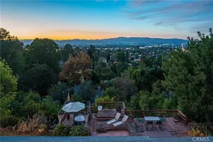 18070 Boris Dr, Encino, CA 91316 - Photo 42