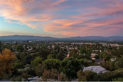 18070 Boris Drive, Encino, CA 91316 - Photo 2