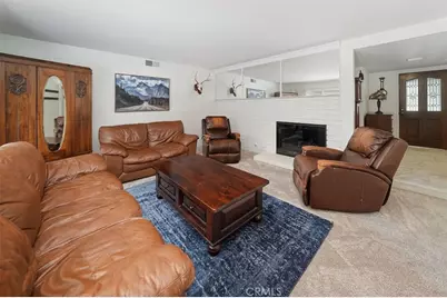 25065 Highspring Avenue, Newhall, CA 91321 - Photo 6