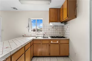 13007 Glenoaks Blvd, Sylmar, CA 91342 - Photo 38