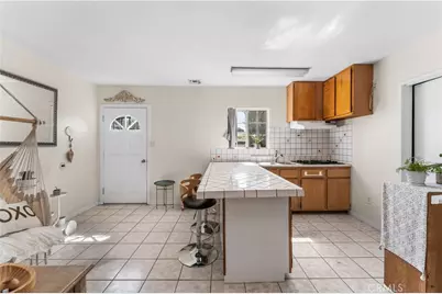 13007 Glenoaks Boulevard, Sylmar, CA 91342 - Photo 36