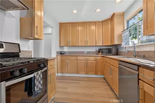 11031 Genesta Ave, Granada Hills, CA 91344 - Photo 12