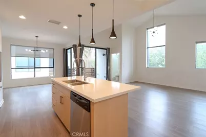 10700 W Octave, North Hollywood, CA 91601 - Photo 26