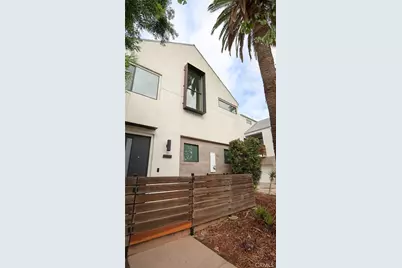 10700 W Octave, North Hollywood, CA 91601 - Photo 38