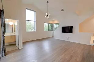 10700 W Octave, North Hollywood, CA 91601 - Photo 20