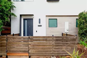 10700 W Octave, North Hollywood, CA 91601 - Photo 32