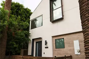 10700 W Octave, North Hollywood, CA 91601 - Photo 34