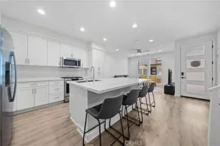 10951 Lotta Ct, San Diego, CA 92126 - Photo 2