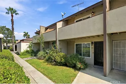521 S Lyon #83, Santa Ana, CA 92701 - Photo 2