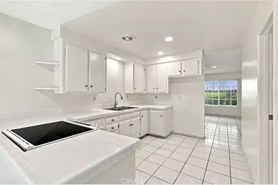 521 S Lyon #83, Santa Ana, CA 92701 - Photo 12