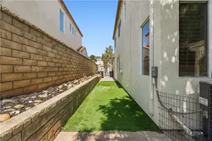 27660 Elk Ridge, Castaic, CA 91384 - Photo 30