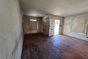 8263 Vantage, North Hollywood, CA 91605 - Photo 6