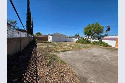 8263 Vantage, North Hollywood, CA 91605 - Photo 18