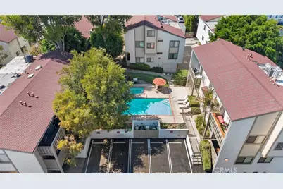 18433 Hatteras, Tarzana, CA 91356 - Photo 22